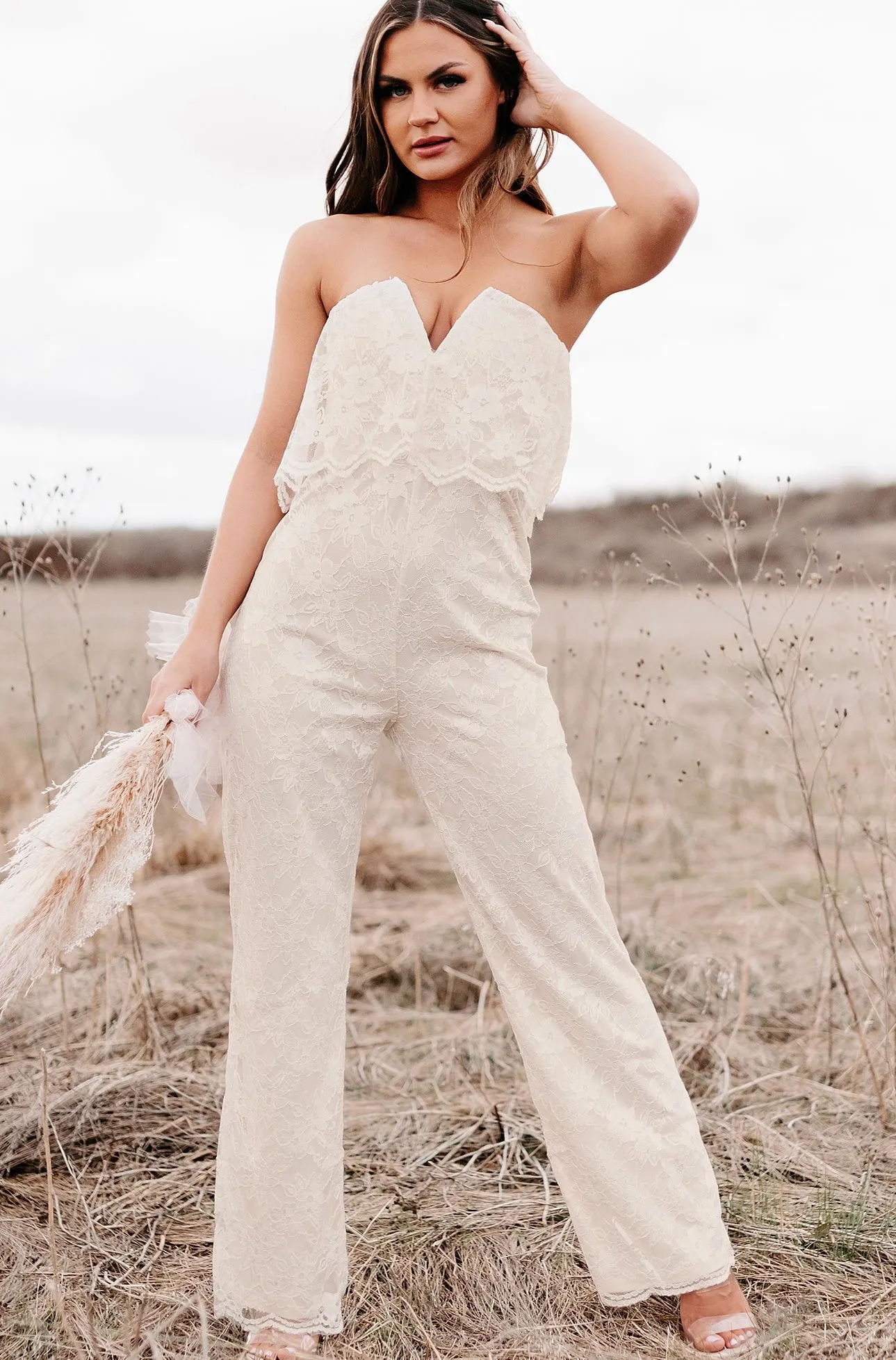 A Classic Feeling Strapless Lace Jumpsuit (Cream)