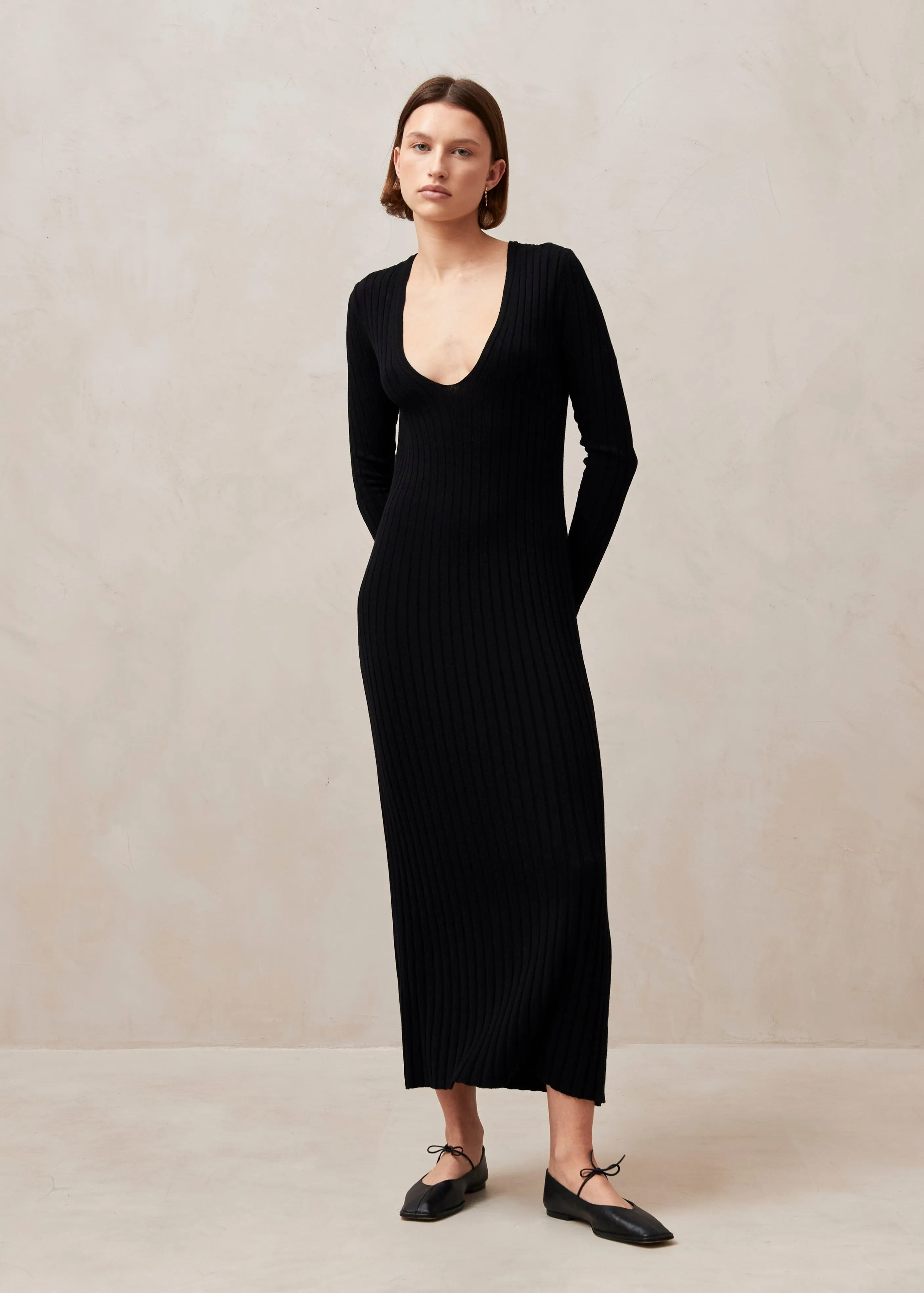 Alve Black Tricot Maxi Dress