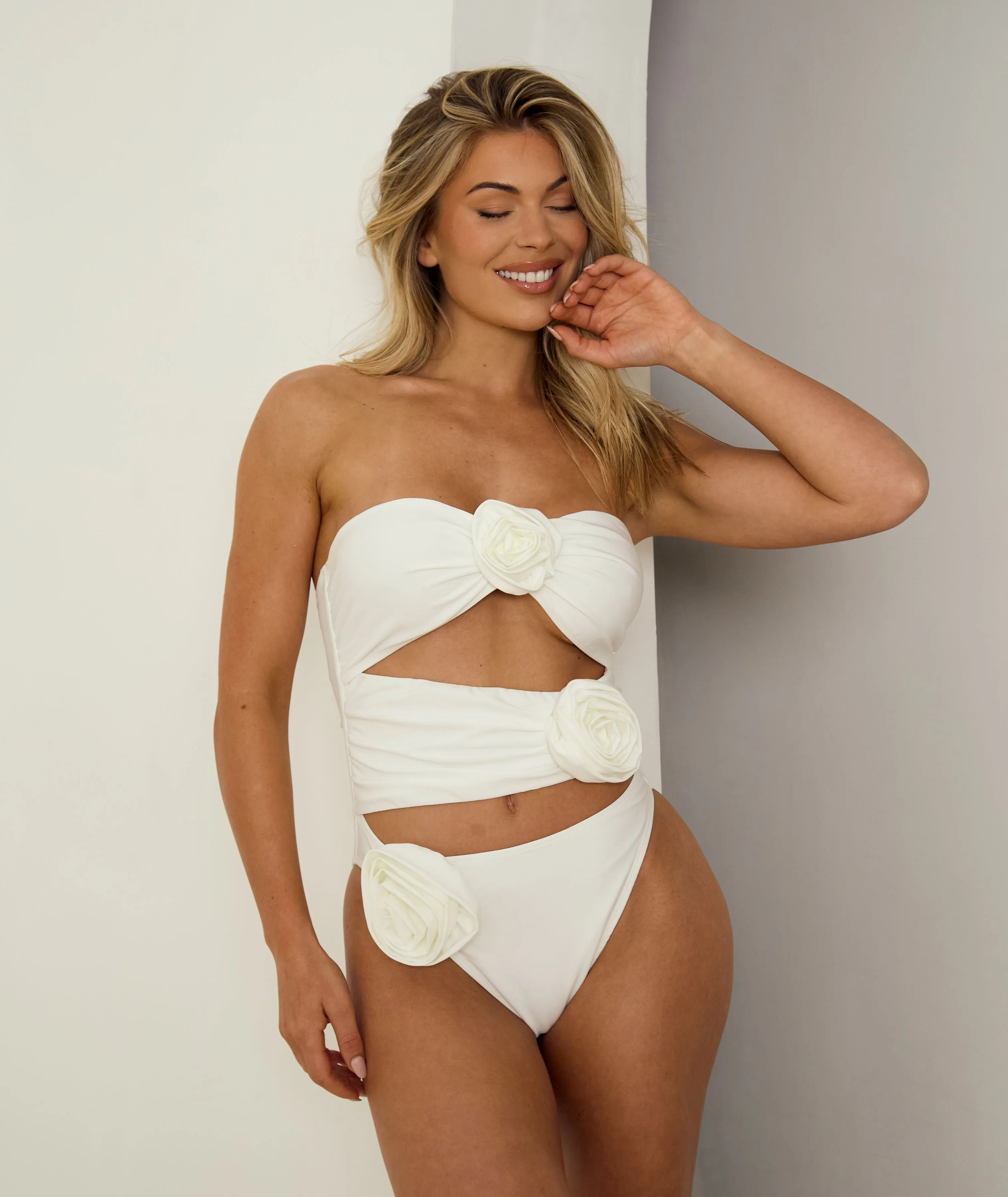 Corsage Cutaway Halter Neck Swimsuit - Ivory