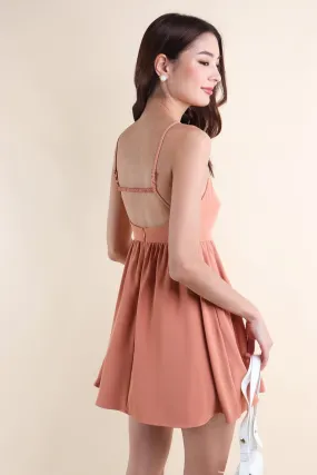 JEMMA HALTER LOW-BACK DRESS IN CARAMEL