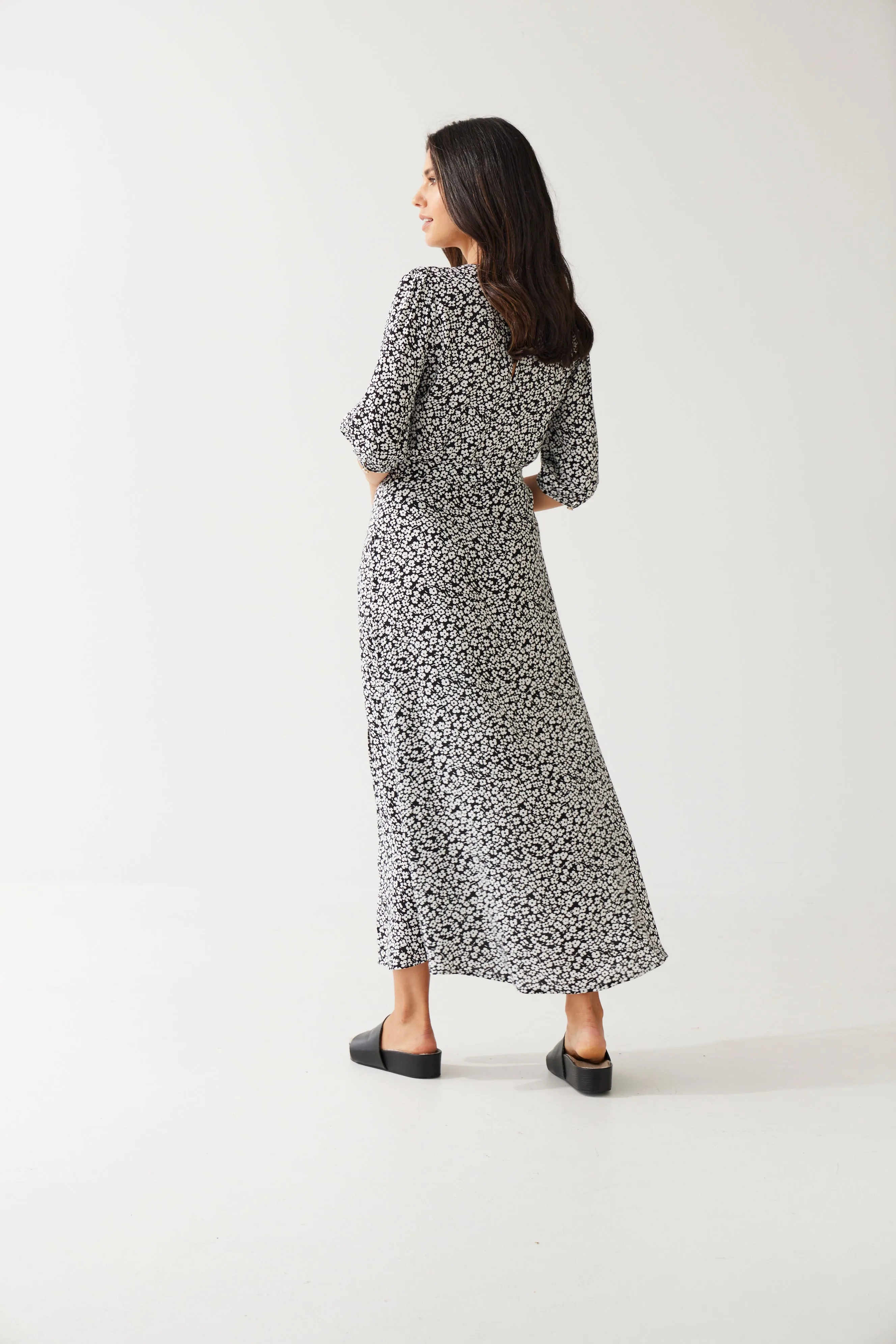 Mackenzie Dress | Black Daisy