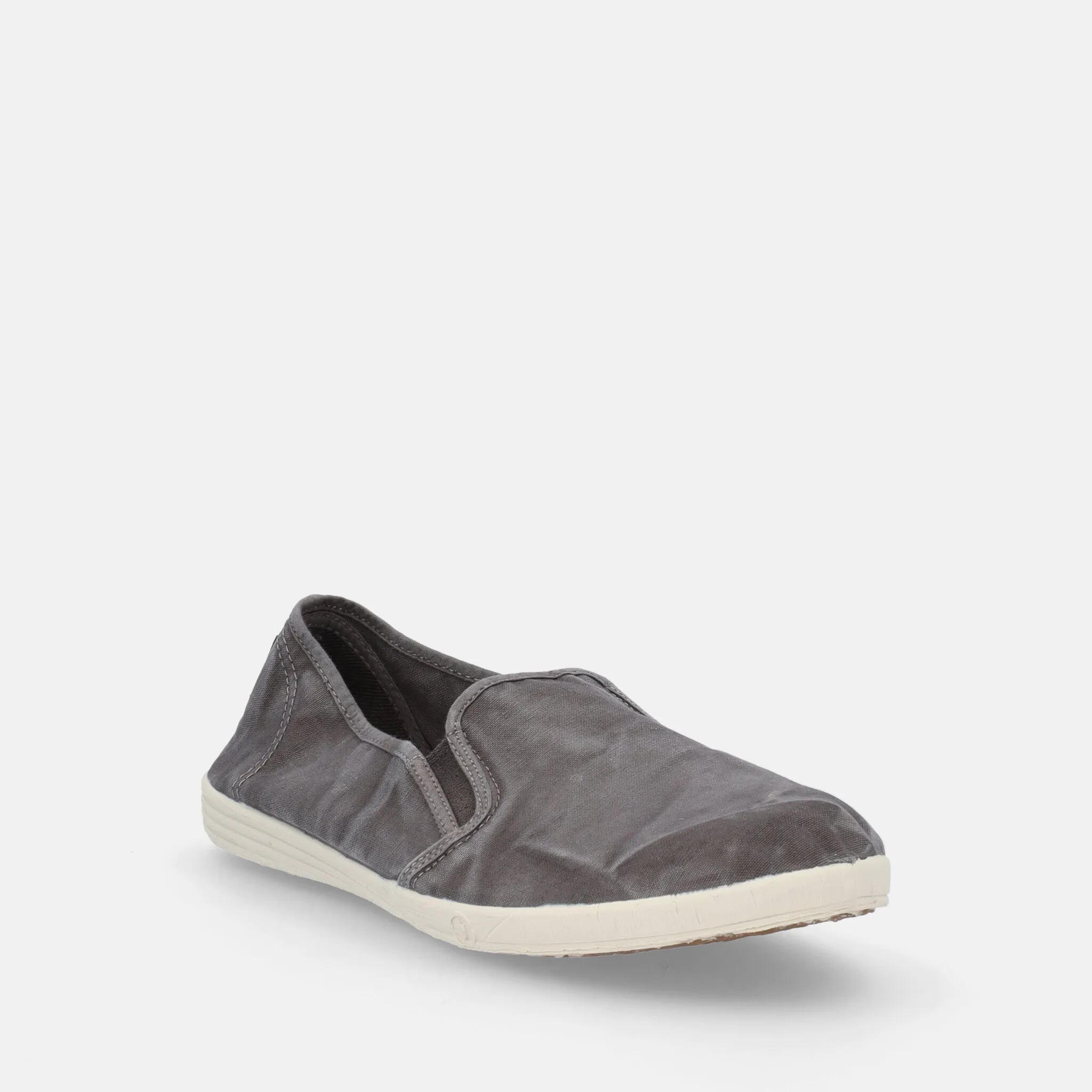 NATURAL WORLD SLIP-ON