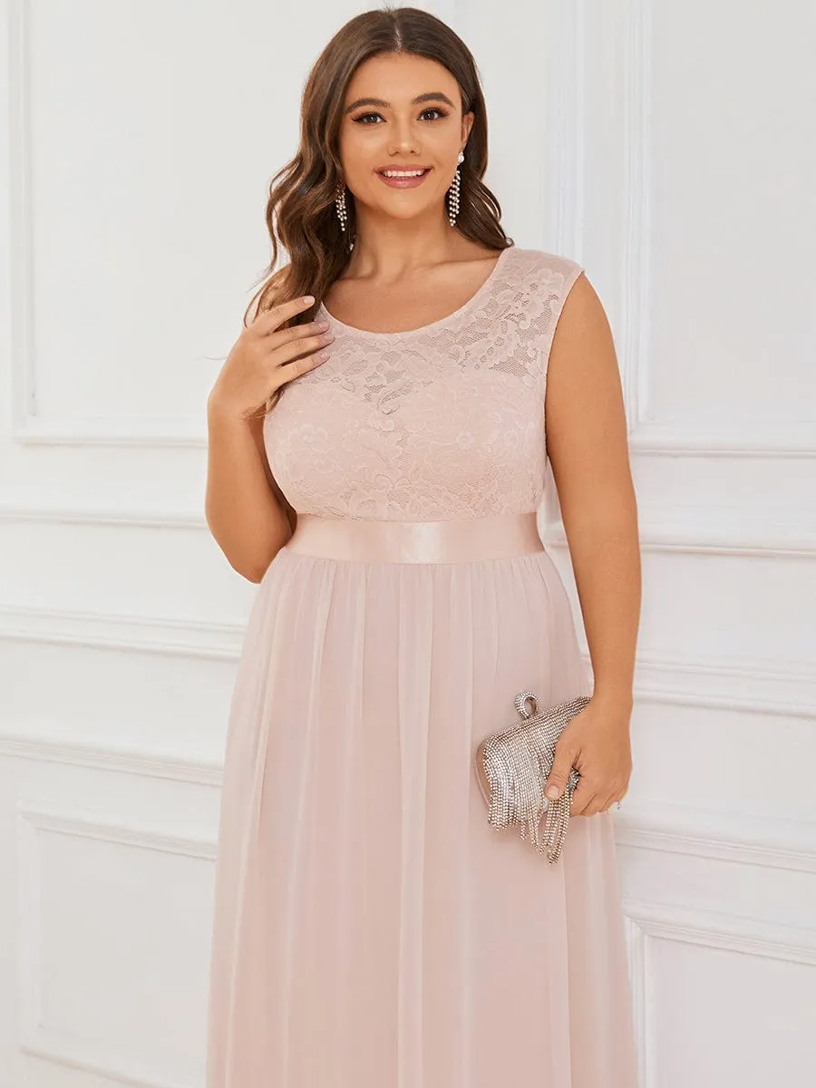 Plus Size Classic Round Neck V Back A-Line Chiffon Bridesmaid Dresses with Lace