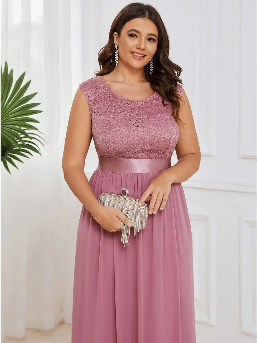 Plus Size Classic Round Neck V Back A-Line Chiffon Bridesmaid Dresses with Lace