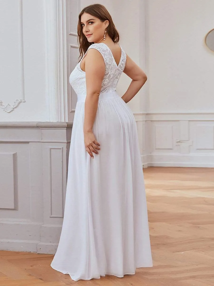 Plus Size Classic Round Neck V Back A-Line Chiffon Bridesmaid Dresses with Lace